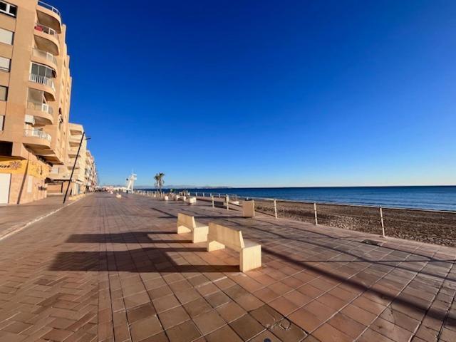 Apartamento Modern And Stylish Apartament Sea ​​Views Guardamar del Segura Exterior foto